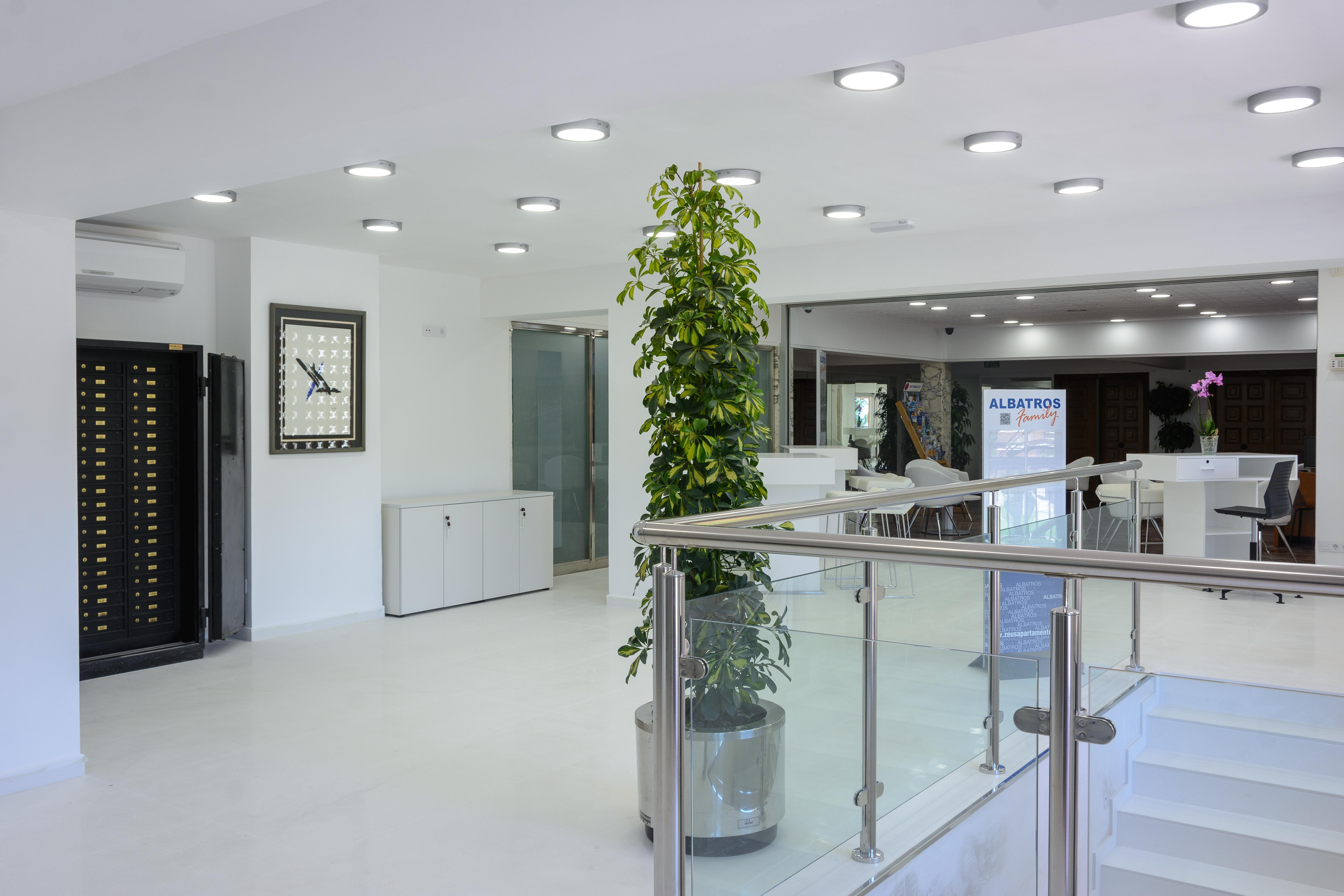 Apartamento MedPlaya Albatros Family Salou Exterior foto