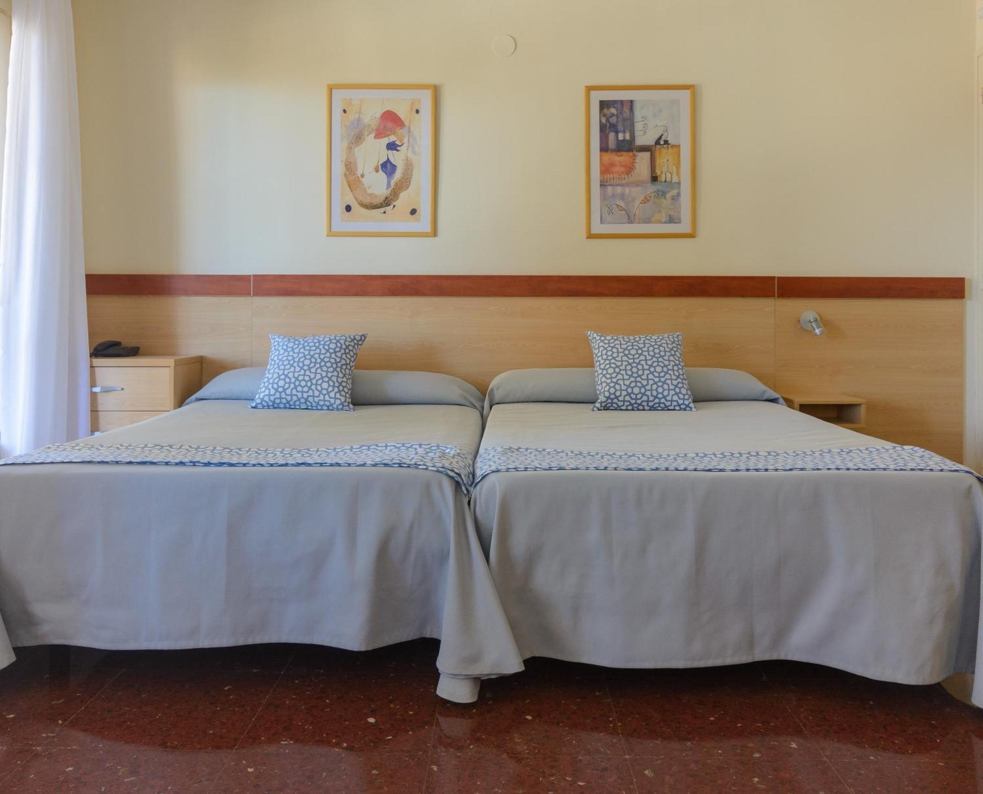 Apartamento MedPlaya Albatros Family Salou Exterior foto