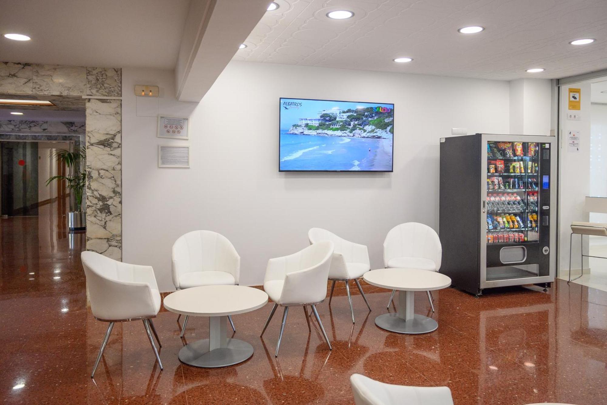 Apartamento MedPlaya Albatros Family Salou Exterior foto