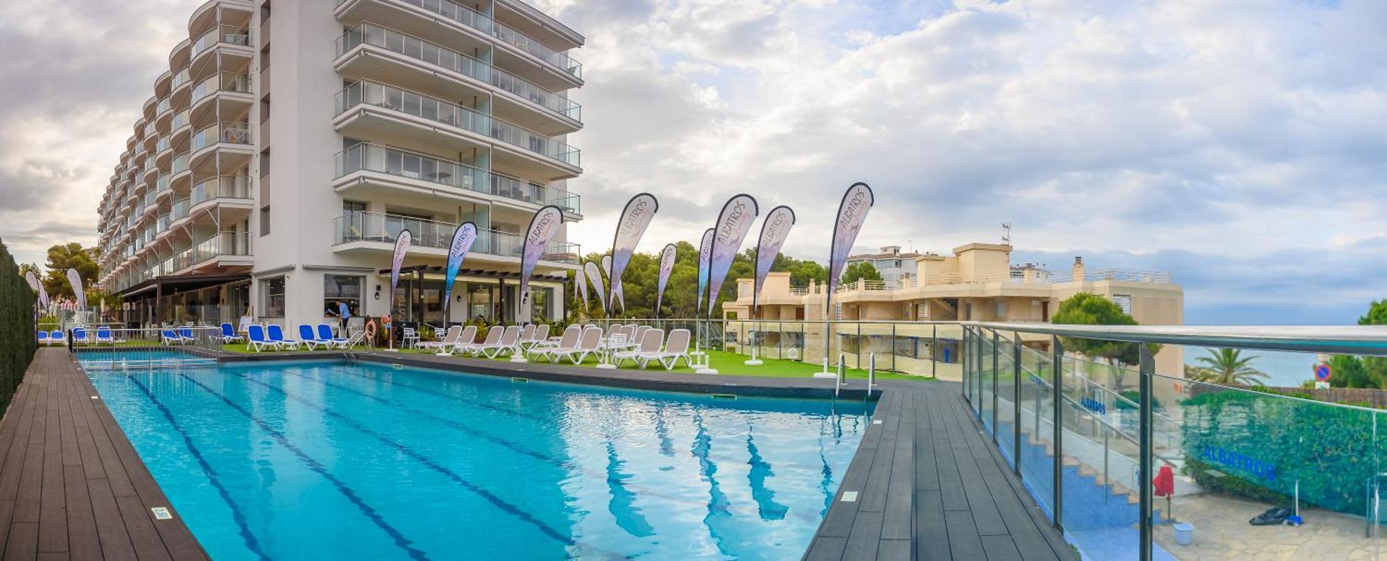 Apartamento MedPlaya Albatros Family Salou Exterior foto