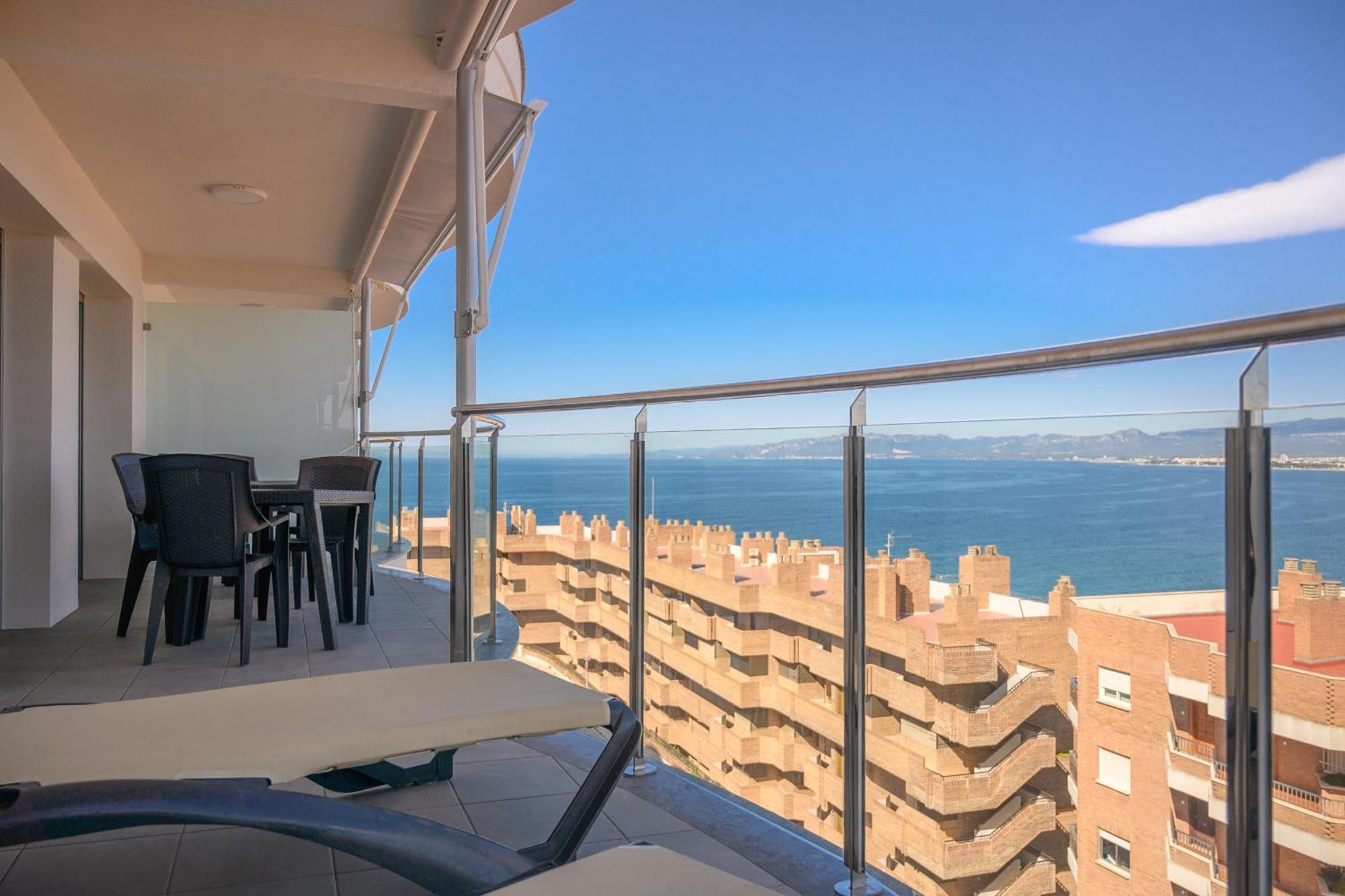 Apartamento MedPlaya Albatros Family Salou Exterior foto