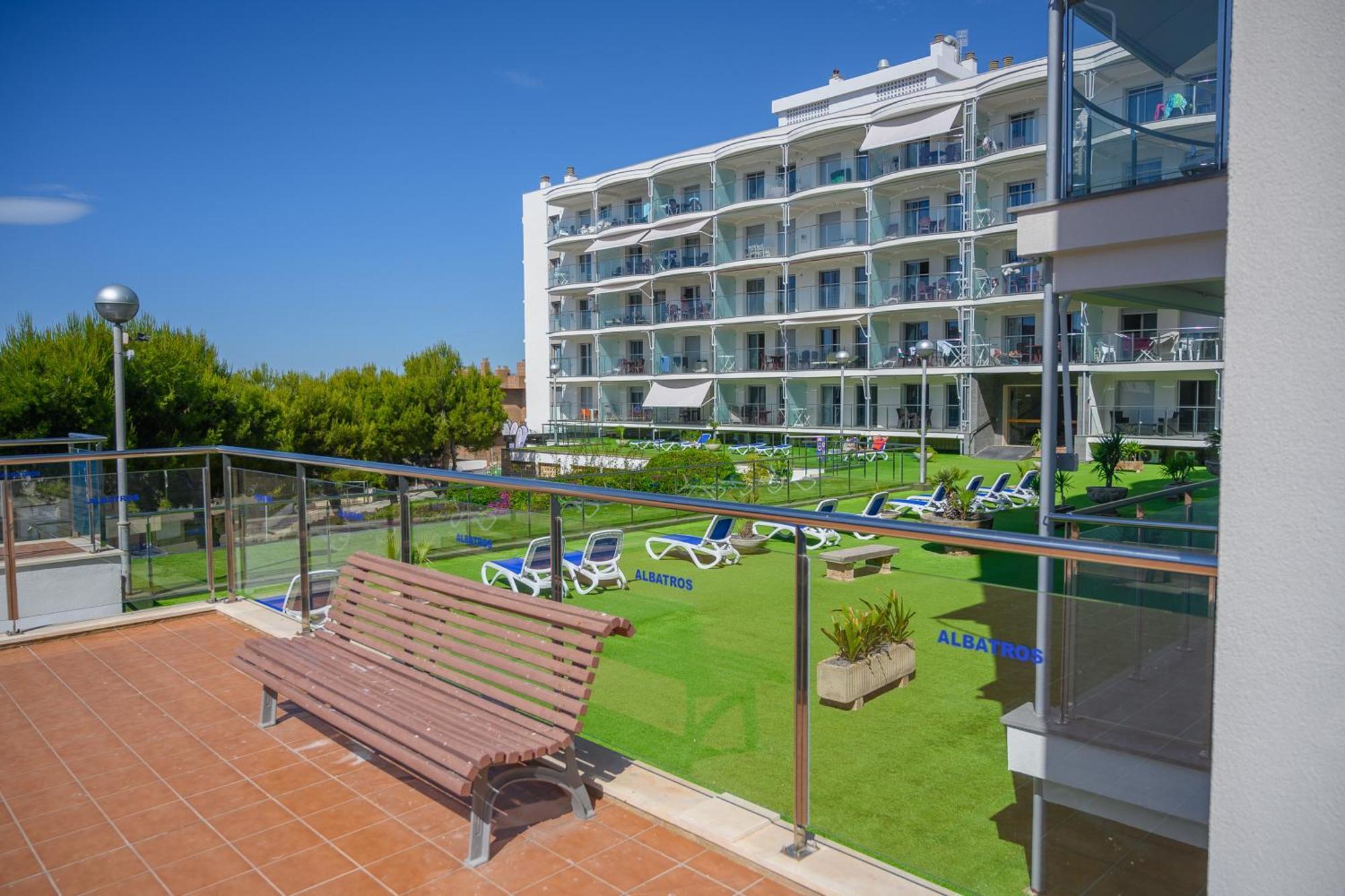 Apartamento MedPlaya Albatros Family Salou Exterior foto