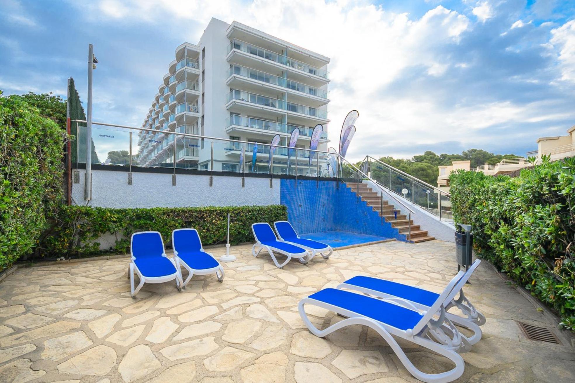 Apartamento MedPlaya Albatros Family Salou Exterior foto