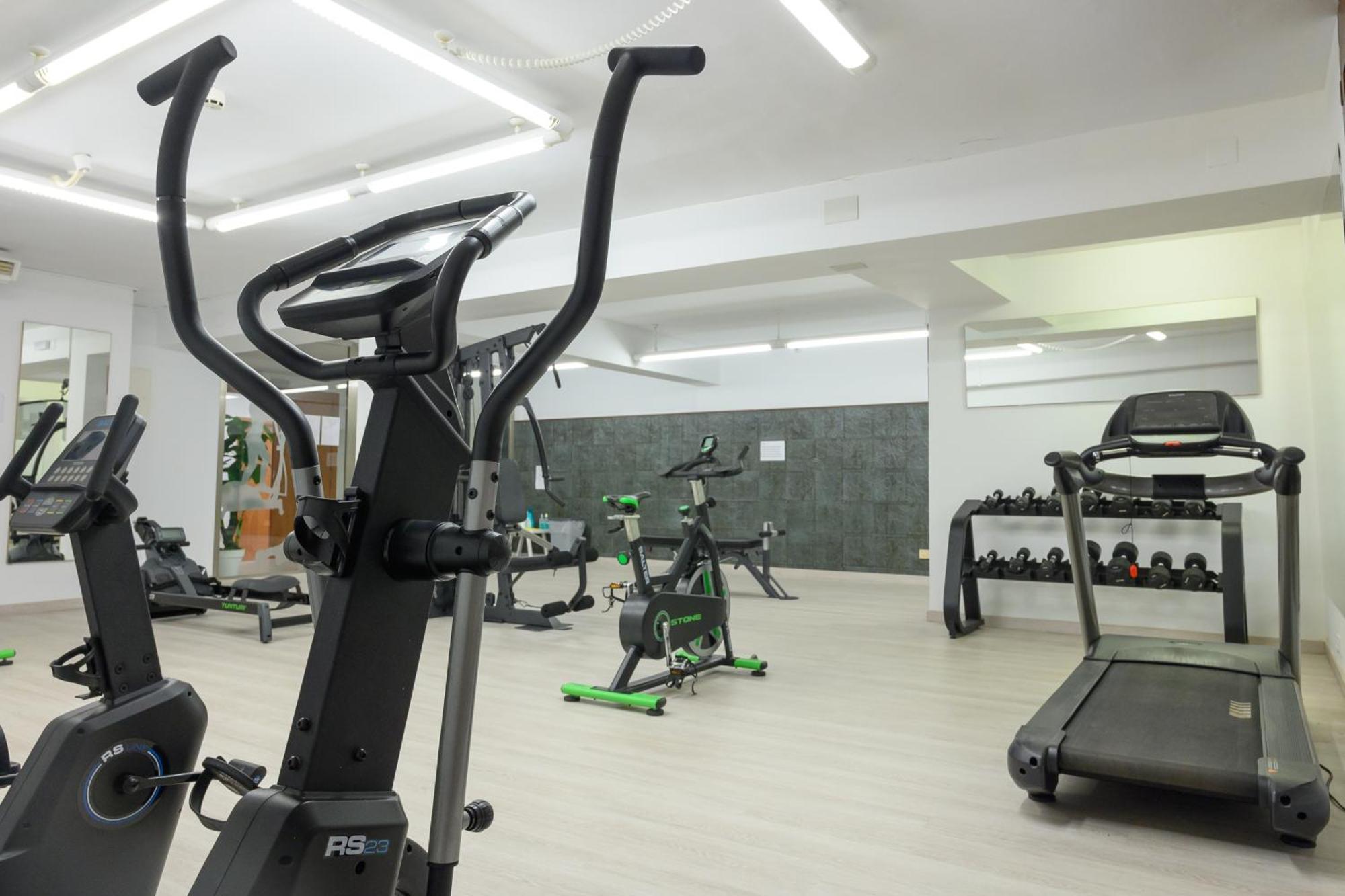 Apartamento MedPlaya Albatros Family Salou Exterior foto